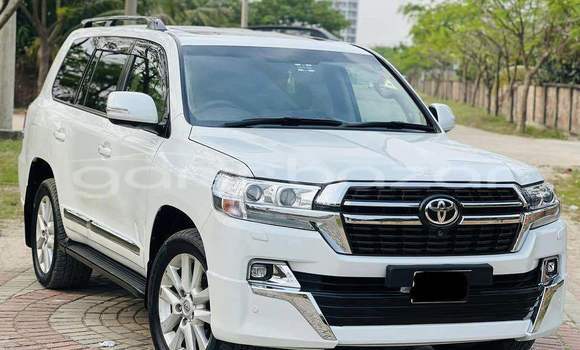 Buy Used 2020 Toyota Land Cruiser in Badarganj, Rangpur Buy Used 2020 Toyota Land Cruiser in Badarganj, Rangpur