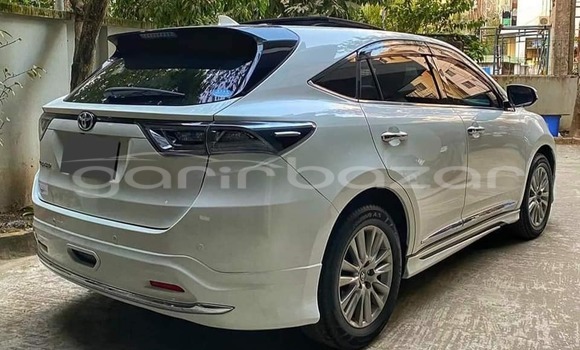 কেনা ব্যবহৃত Toyota Harrier White গাড়ী মধ্যে বাজিতপুর মধ্যে Kishorganj কেনা ব্যবহৃত Toyota Harrier White গাড়ী মধ্যে বাজিতপুর মধ্যে Kishorganj