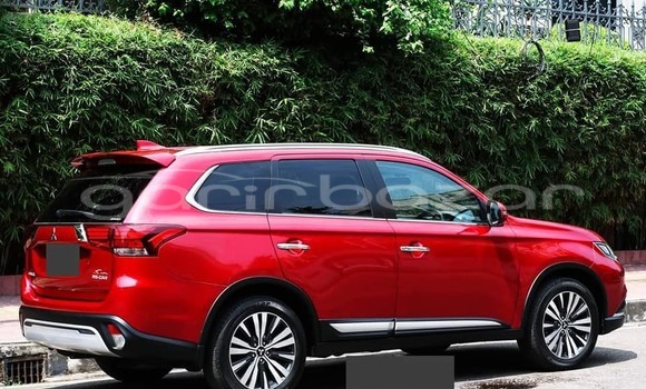 Buy Used 2021 Mitsubishi outlander in Badarganj, Rangpur Buy Used 2021 Mitsubishi outlander in Badarganj, Rangpur