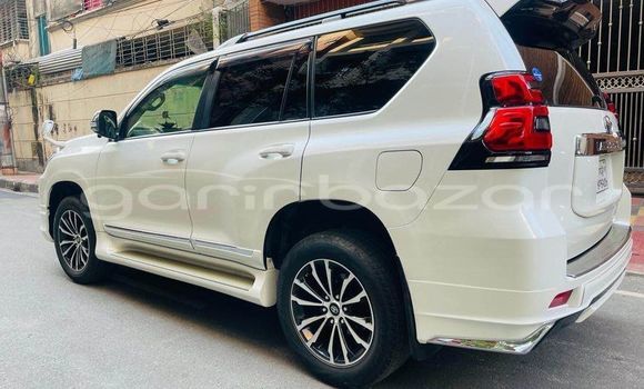 Buy Used 2020 Toyota land cruiser-prado in Bajitpur, Kishorganj Buy Used 2020 Toyota land cruiser-prado in Bajitpur, Kishorganj