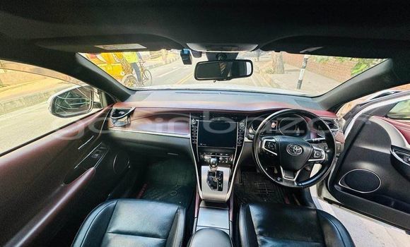 Buy Used 2021 Toyota Harrier in Bajitpur, Kishorganj Buy Used 2021 Toyota Harrier in Bajitpur, Kishorganj