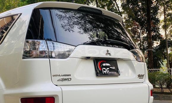 Buy Used 2021 Mitsubishi outlandar in Bajitpur, Kishorganj Buy Used 2021 Mitsubishi outlandar in Bajitpur, Kishorganj