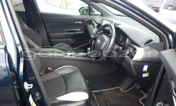 Buy Used 2022 Toyota CHR in Bagerhat, Khulna Buy Used 2022 Toyota CHR in Bagerhat, Khulna