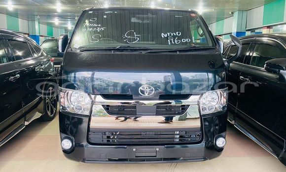 Buy Used 2021 Toyota Hiace in Alamdanga, Chuadanga Buy Used 2021 Toyota Hiace in Alamdanga, Chuadanga
