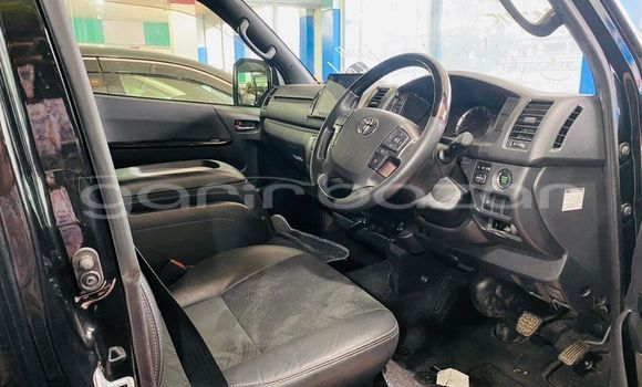 Buy Used 2021 Toyota Hiace in Alamdanga, Chuadanga Buy Used 2021 Toyota Hiace in Alamdanga, Chuadanga