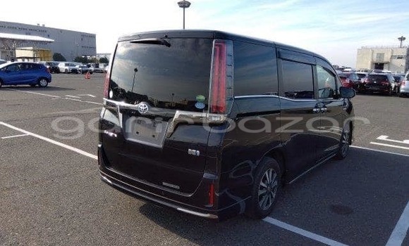 Buy Used 2021 Toyota Esquire in Badarganj, Rangpur Buy Used 2021 Toyota Esquire in Badarganj, Rangpur