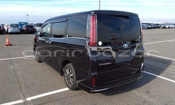 Buy Used 2021 Toyota Esquire in Badarganj, Rangpur Buy Used 2021 Toyota Esquire in Badarganj, Rangpur