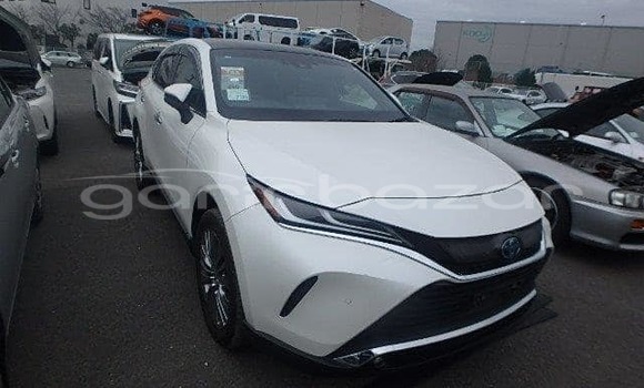 Buy Used 2022 Toyota Harrier in Badarganj, Rangpur Buy Used 2022 Toyota Harrier in Badarganj, Rangpur