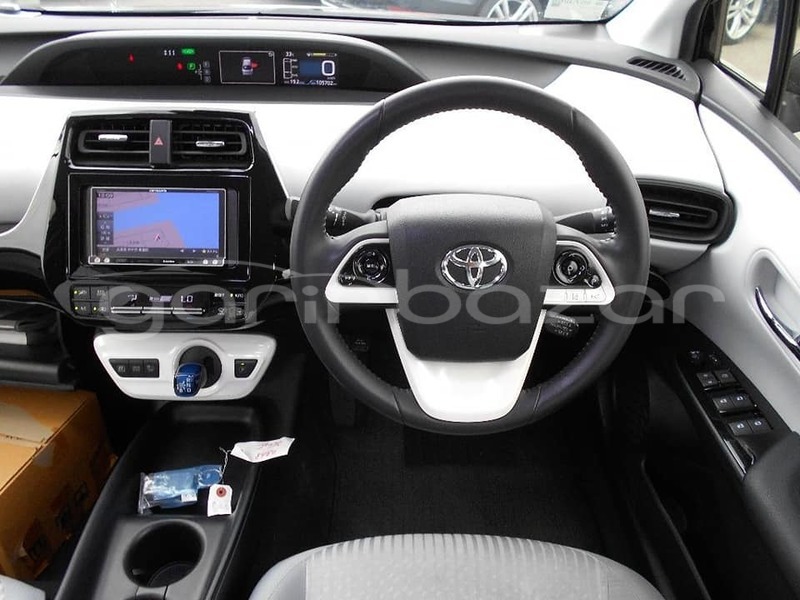 Big with watermark toyota prius khulna bagerhat 16168