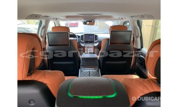 Buy Import 2019 Toyota Land Cruiser in Import - Dubai, Bandarban Buy Import 2019 Toyota Land Cruiser in Import - Dubai, Bandarban