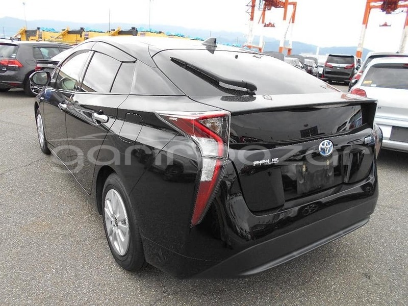 Big with watermark toyota prius khulna bagerhat 16168