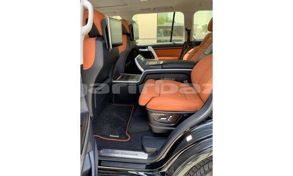 Buy Import 2019 Toyota Land Cruiser in Import - Dubai, Bandarban Buy Import 2019 Toyota Land Cruiser in Import - Dubai, Bandarban
