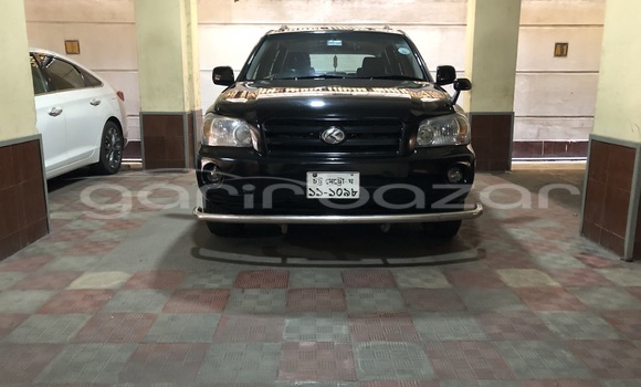 Buy Used 2005 Toyota Kluger in Chittagong, Chittagong Buy Used 2005 Toyota Kluger in Chittagong, Chittagong