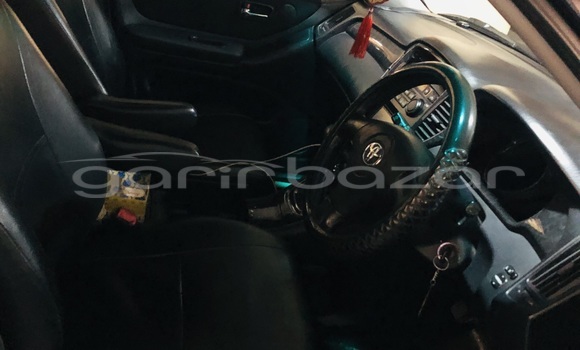 Buy Used 2005 Toyota Kluger in Chittagong, Chittagong Buy Used 2005 Toyota Kluger in Chittagong, Chittagong