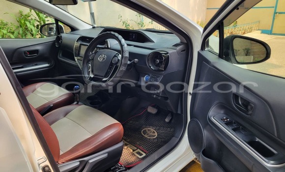 কেনা ব্যবহৃত Toyota Aqua White গাড়ী মধ্যে বদরগঞ্জ মধ্যে Rangpur কেনা ব্যবহৃত Toyota Aqua White গাড়ী মধ্যে বদরগঞ্জ মধ্যে Rangpur