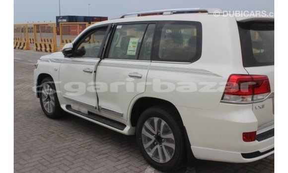 Buy Import 2019 Toyota Land Cruiser in Import - Dubai, Bandarban Buy Import 2019 Toyota Land Cruiser in Import - Dubai, Bandarban