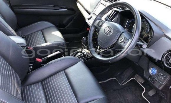 Buy Used 2021 Toyota axio fielder in Bajitpur, Kishorganj Buy Used 2021 Toyota axio fielder in Bajitpur, Kishorganj