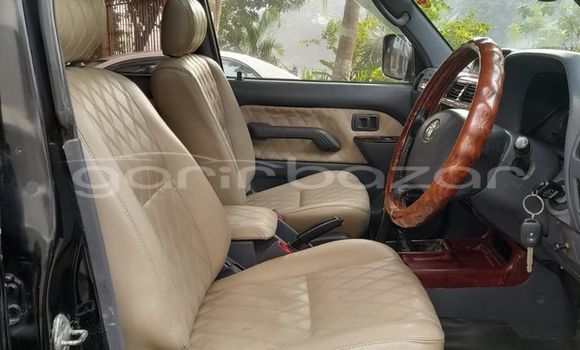 Buy Used 2021 Toyota Land Cruiser in Alamdanga, Chuadanga Buy Used 2021 Toyota Land Cruiser in Alamdanga, Chuadanga