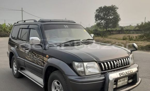 Buy Used 2021 Toyota Land Cruiser in Alamdanga, Chuadanga Buy Used 2021 Toyota Land Cruiser in Alamdanga, Chuadanga