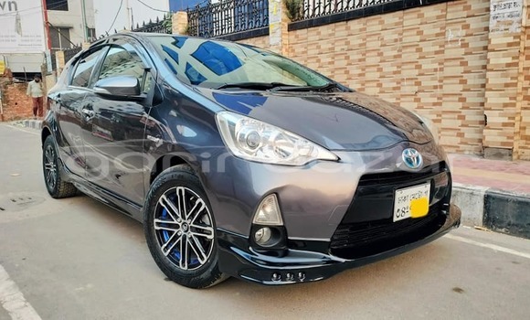 Buy Used 2021 Toyota Aqua in Bagerhat, Khulna Buy Used 2021 Toyota Aqua in Bagerhat, Khulna