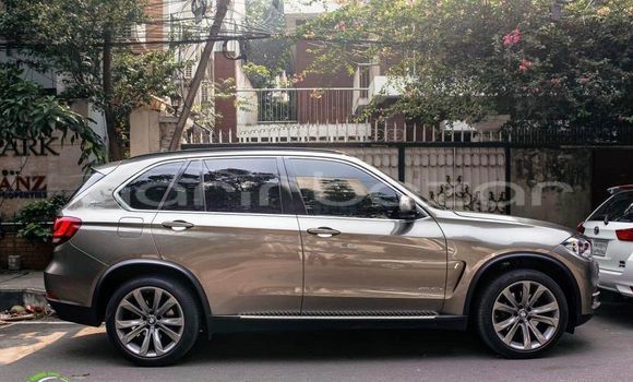 Buy Used 2020 BMW X5 in Bajitpur, Kishorganj Buy Used 2020 BMW X5 in Bajitpur, Kishorganj