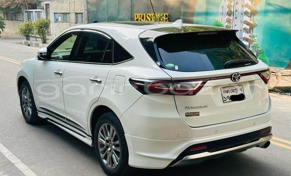 Buy Used 2021 Toyota Harrier in Bagerhat, Khulna Buy Used 2021 Toyota Harrier in Bagerhat, Khulna