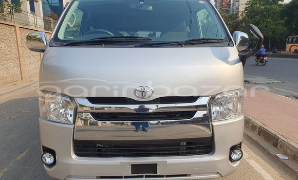 Buy Used 2020 Toyota Hiace in Bagerhat, Khulna Buy Used 2020 Toyota Hiace in Bagerhat, Khulna