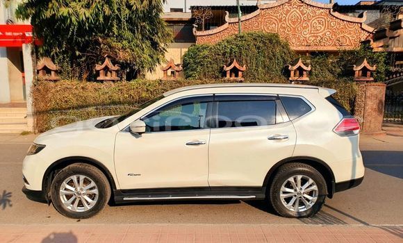 Buy Used 2020 Nissan X-Trail in Badarganj, Rangpur Buy Used 2020 Nissan X-Trail in Badarganj, Rangpur
