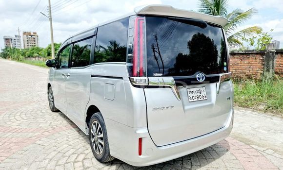 Buy Used 2021 Toyota Esquire in Bagerhat, Khulna Buy Used 2021 Toyota Esquire in Bagerhat, Khulna