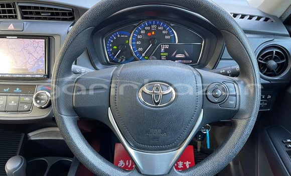 Buy Import 2018 Toyota Axio in Dhaka, Dhaka Buy Import 2018 Toyota Axio in Dhaka, Dhaka