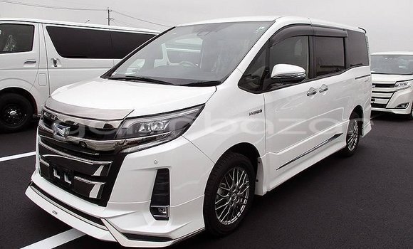 Buy Used 2021 Toyota Noah in Bagerhat, Khulna Buy Used 2021 Toyota Noah in Bagerhat, Khulna