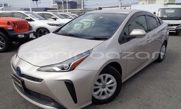 Buy Used 2022 Toyota prius in Alamdanga, Chuadanga Buy Used 2022 Toyota prius in Alamdanga, Chuadanga
