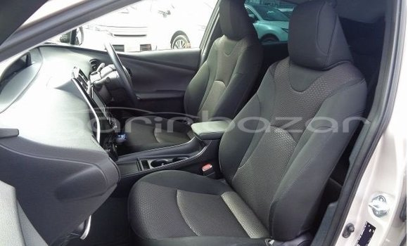 Buy Used 2022 Toyota prius in Alamdanga, Chuadanga Buy Used 2022 Toyota prius in Alamdanga, Chuadanga