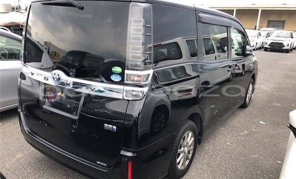 Buy Used 2021 Toyota Voxy in Badarganj, Rangpur Buy Used 2021 Toyota Voxy in Badarganj, Rangpur