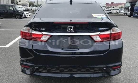 Buy Used 2020 Honda Grace in Alamdanga, Chuadanga Buy Used 2020 Honda Grace in Alamdanga, Chuadanga