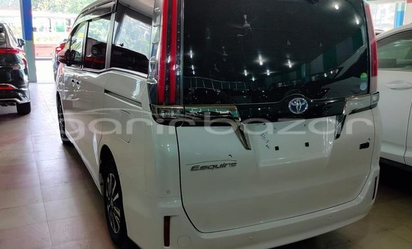 Buy Used 2022 Toyota Esquire in Badarganj, Rangpur Buy Used 2022 Toyota Esquire in Badarganj, Rangpur