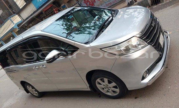 Buy Used Acura CSX in Adamighi, Bogora