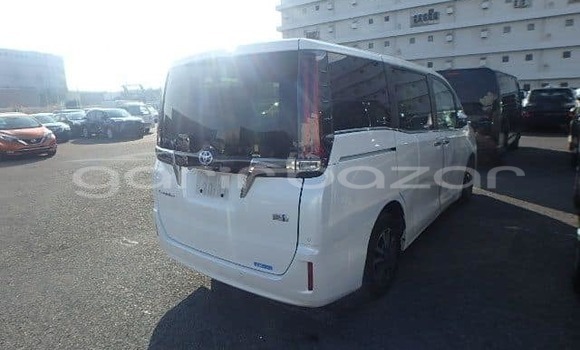 কেনা ব্যবহৃত Toyota Esquire White গাড়ী মধ্যে বদরগঞ্জ মধ্যে Rangpur কেনা ব্যবহৃত Toyota Esquire White গাড়ী মধ্যে বদরগঞ্জ মধ্যে Rangpur