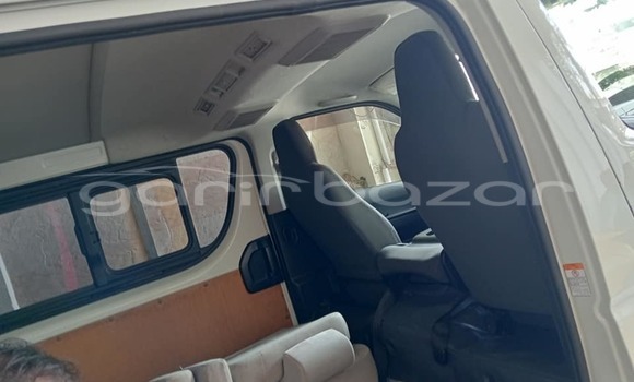 কেনা ব্যবহৃত Toyota Hiace White গাড়ী মধ্যে আলমডাঙ্গা মধ্যে Chuadanga কেনা ব্যবহৃত Toyota Hiace White গাড়ী মধ্যে আলমডাঙ্গা মধ্যে Chuadanga