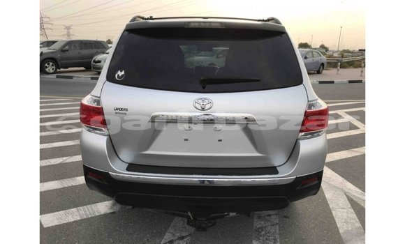 Buy Import 2013 Toyota Highlander in Import - Dubai, Bandarban Buy Import 2013 Toyota Highlander in Import - Dubai, Bandarban