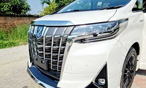 Buy Used 2022 Toyota Alphard in Bhanga, Faridpur Buy Used 2022 Toyota Alphard in Bhanga, Faridpur