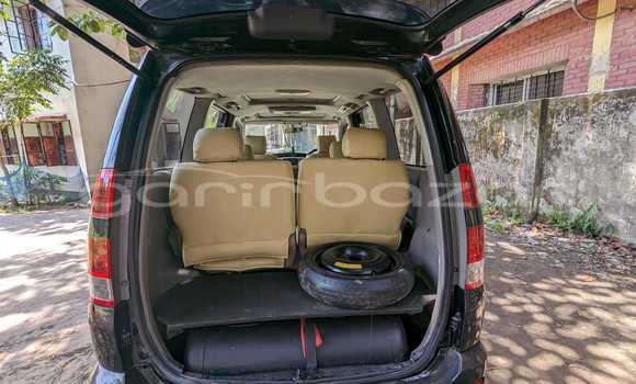 Buy Used 2020 Toyota Noah in Alamdanga, Chuadanga Buy Used 2020 Toyota Noah in Alamdanga, Chuadanga