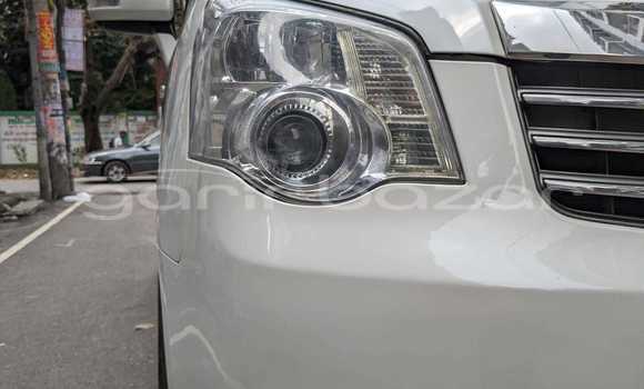 Buy Used 2020 Toyota Noah in Badarganj, Rangpur Buy Used 2020 Toyota Noah in Badarganj, Rangpur