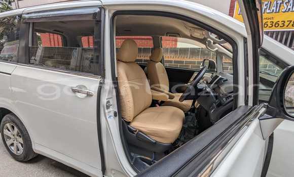 Buy Used 2020 Toyota Noah in Badarganj, Rangpur Buy Used 2020 Toyota Noah in Badarganj, Rangpur