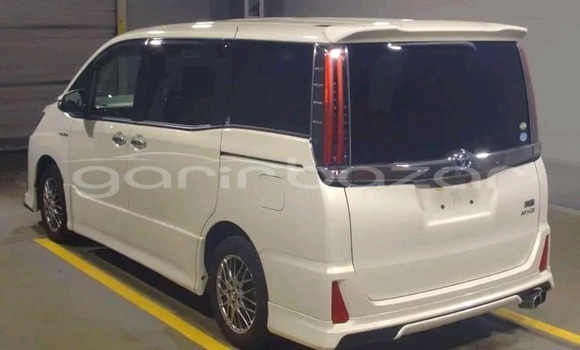 কেনা ব্যবহৃত Toyota Noah White গাড়ী মধ্যে বাগেরহাট মধ্যে Khulna কেনা ব্যবহৃত Toyota Noah White গাড়ী মধ্যে বাগেরহাট মধ্যে Khulna