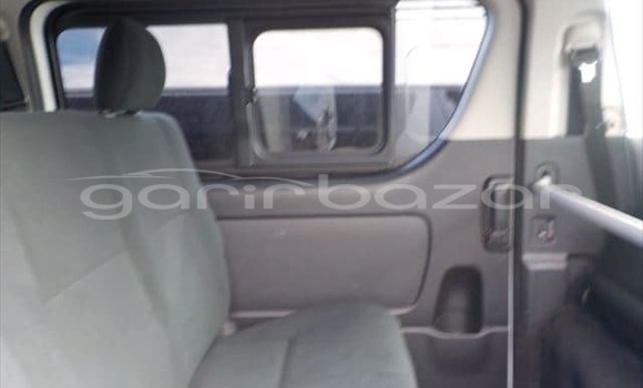 Buy Used 2021 Toyota Hiace in Bagerhat, Khulna Buy Used 2021 Toyota Hiace in Bagerhat, Khulna