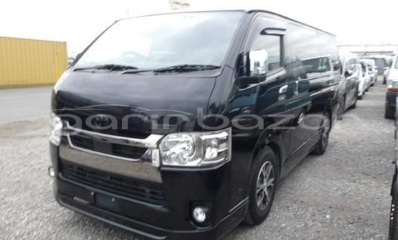 Buy Used 2021 Toyota Hiace in Bagerhat, Khulna Buy Used 2021 Toyota Hiace in Bagerhat, Khulna