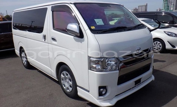 Buy Used 2021 Toyota Hiace in Badarganj, Rangpur Buy Used 2021 Toyota Hiace in Badarganj, Rangpur