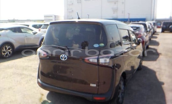 Buy Used 2021 Toyota sienta in Badarganj, Rangpur Buy Used 2021 Toyota sienta in Badarganj, Rangpur