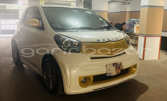 Buy Used 2010 Toyota iQ in Dhaka, Dhaka Buy Used 2010 Toyota iQ in Dhaka, Dhaka